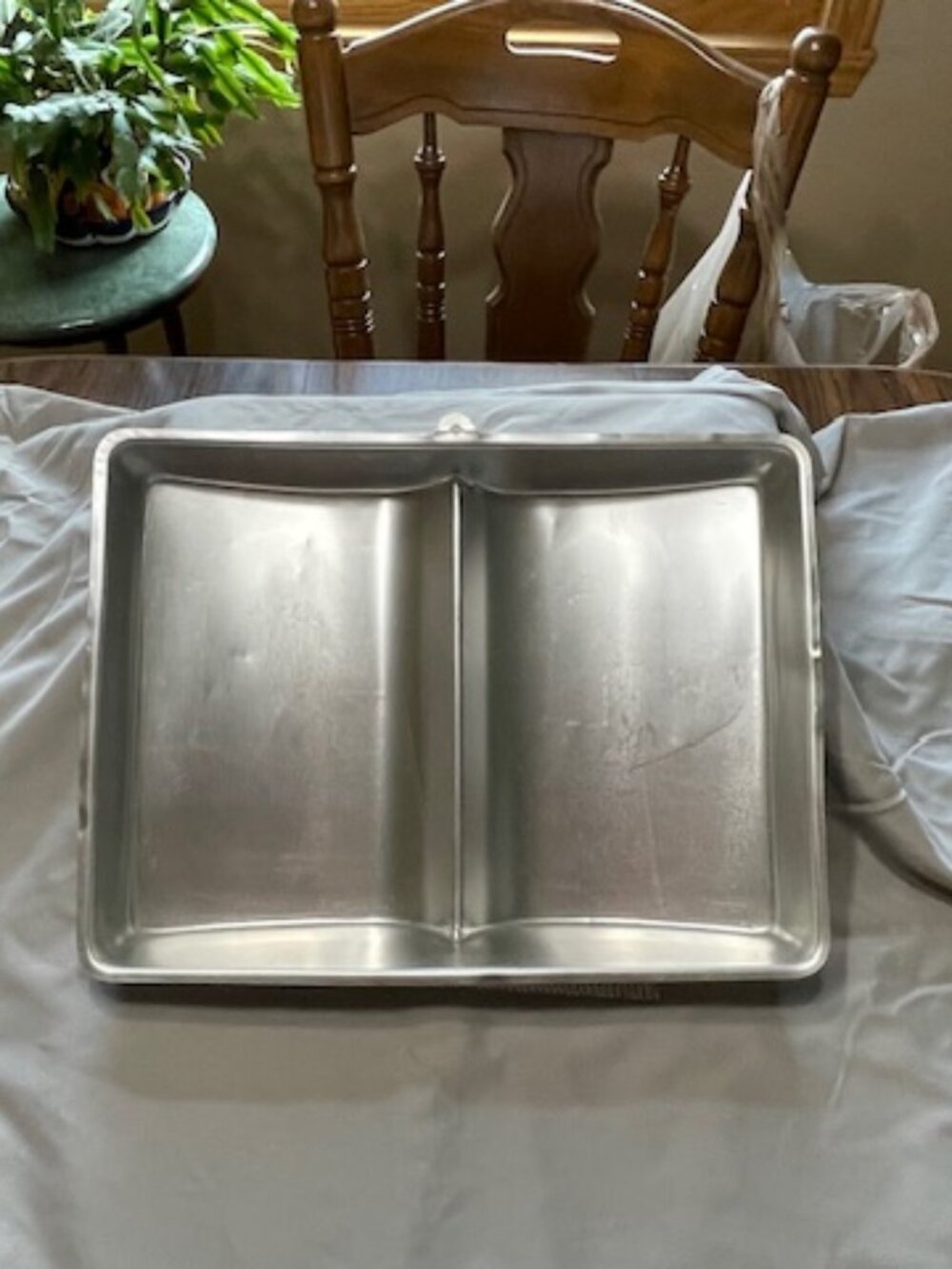Wilton Aluminum Book Form Cake Pan - Vintage